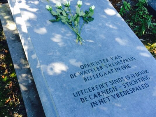 Grafsteen van Wateler